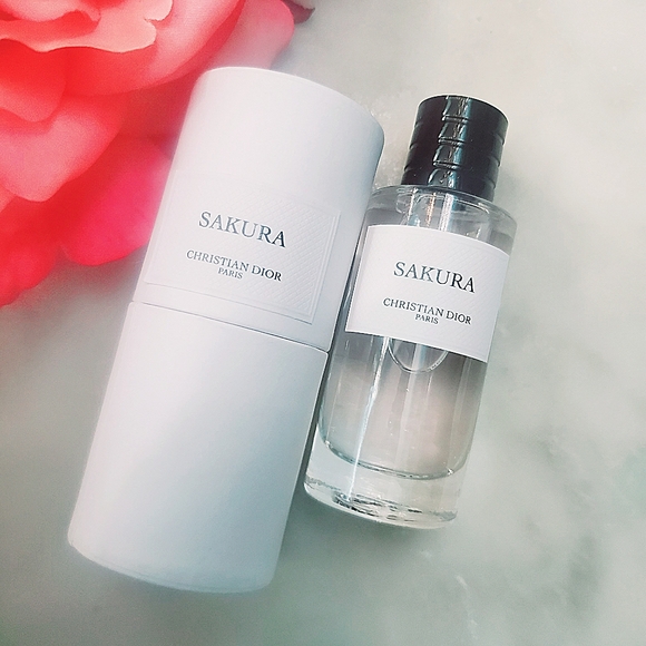 Christian Dior Sakura - Picture 2 of 8